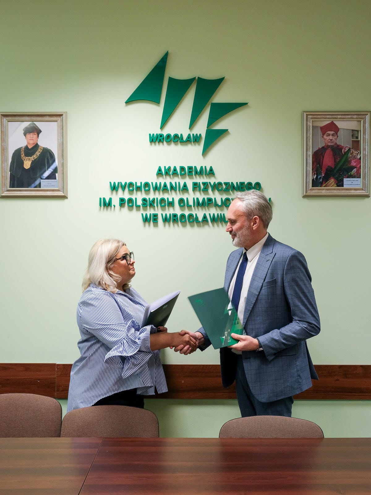 Kierunek Kosmetologia na Wydziale Fizjoterapii AWF Wrocław i Fundacja Holistic Skin łączą siły